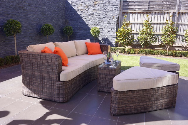 4 Piece Deep Seating Outdoor Daybed with Cushions